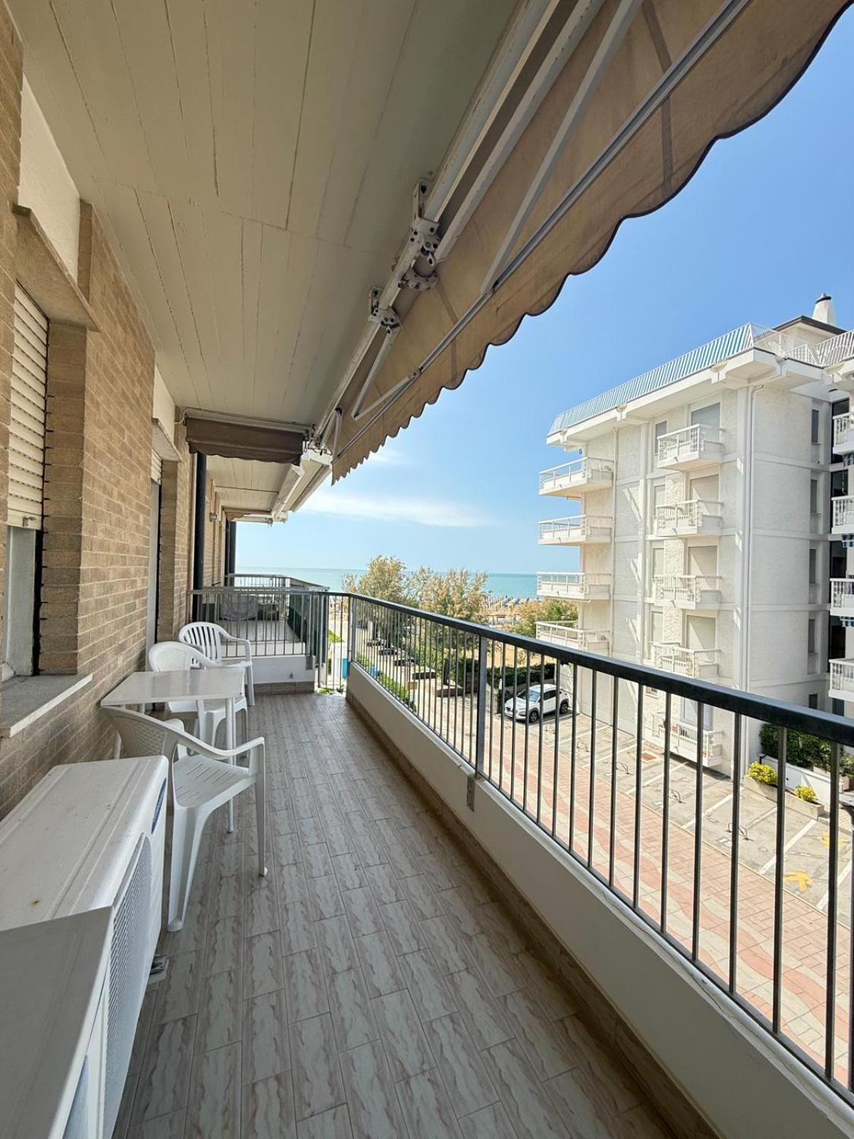 Residence Zeta - Walterigato Apartments Solo Per Famiglie Lido di Jesolo Exterior foto